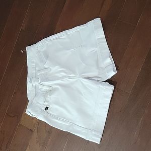 Kancan stretch white denim shorts size small